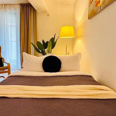 Charming 1br Retreat In Bucareste