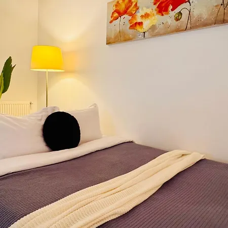 Charming 1br Retreat In Apartamento *