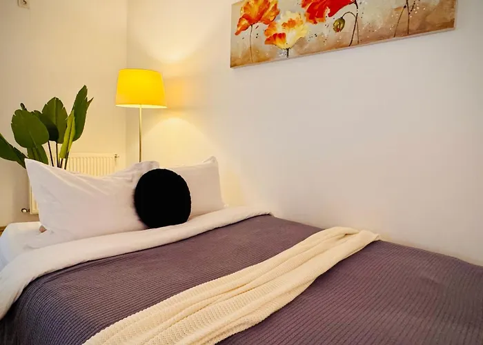 Charming 1br Retreat In Lägenhet *