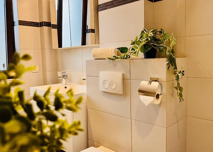 Apartment Charming 1br Retreat In *