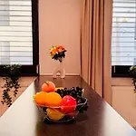 Charming 1br Retreat In Bukarest